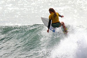 Kelly Surfing